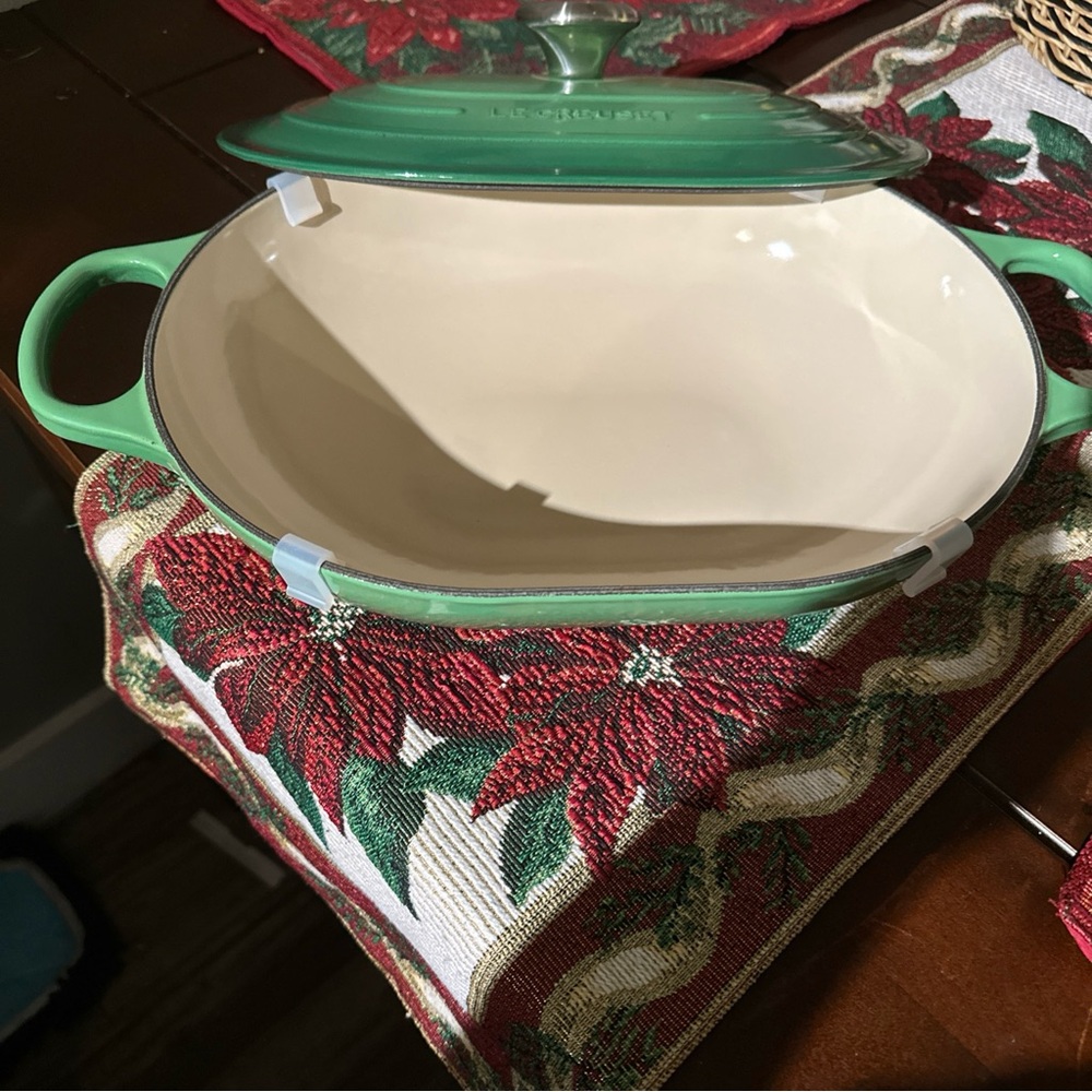 Le Creuset Bamboo Green Cast Iron Oval Dutch Oven - Picture 2 of 6